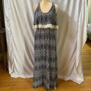 R2D long woman’s dress Size medium